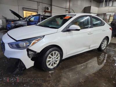 2018 Hyundai ACCENT SE, белый — VIN 3KPC24A34JE034877, Copart