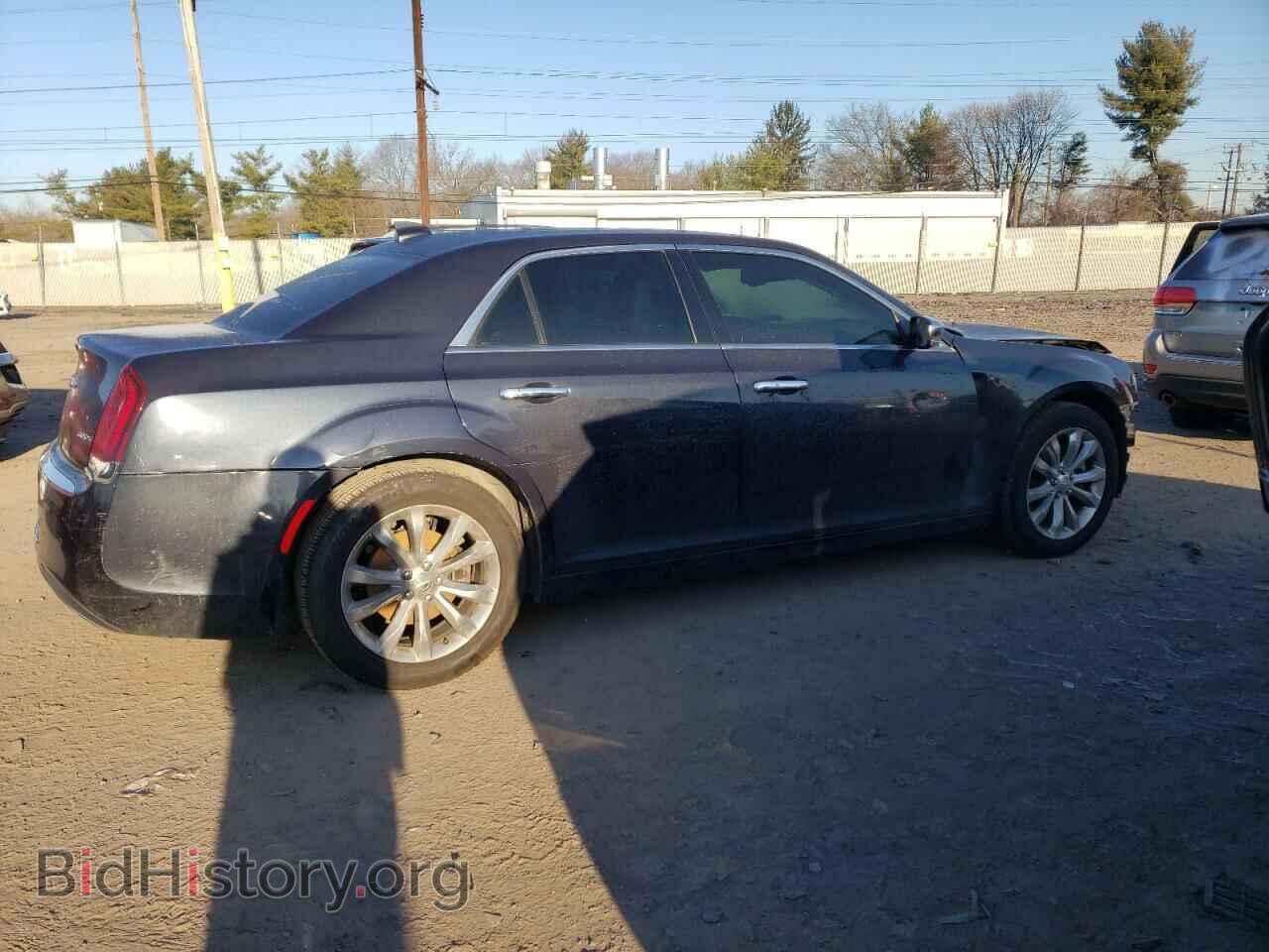 2018 CHRYSLER 300 - VIN: 2C3CCAKGXJH300263 - Фото 3