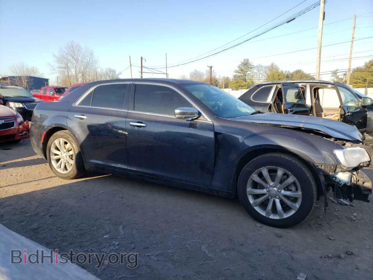 2018 CHRYSLER 300 - VIN: 2C3CCAKGXJH300263 - Фото 4