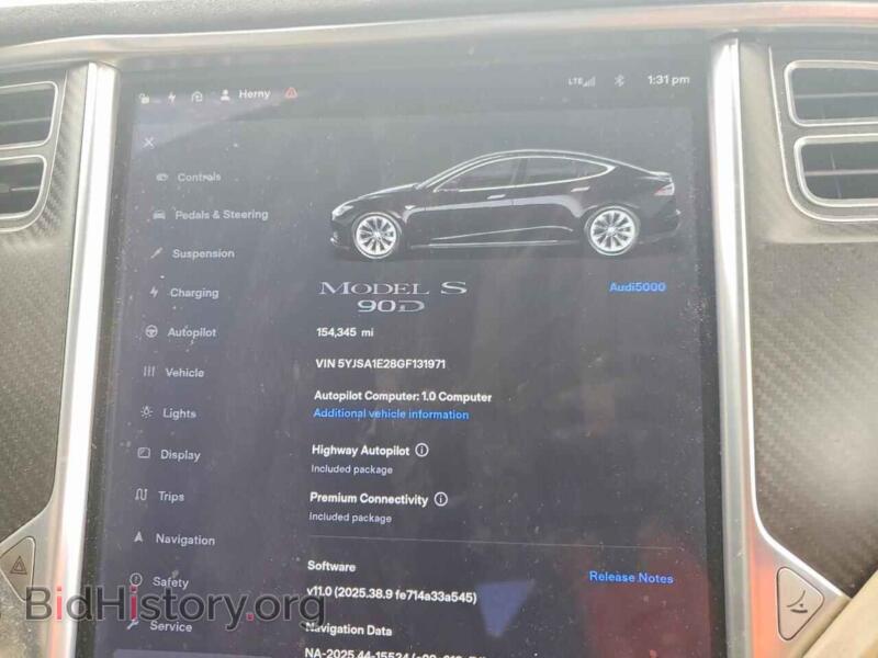 2016 Tesla MODEL S (VIN 5YJSA1E28GF131971) — photo 9 of 12