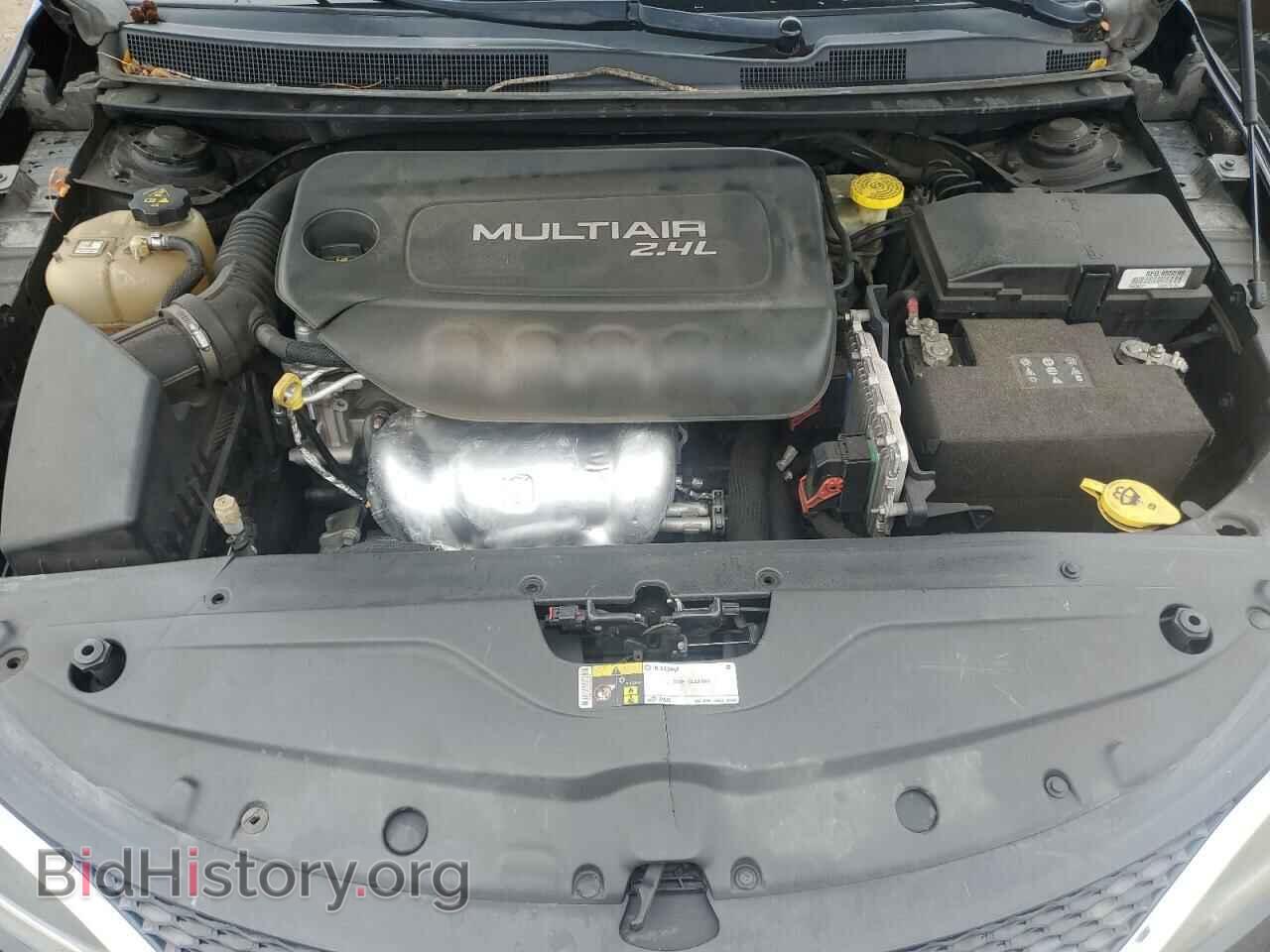 2015 CHRYSLER 200 - VIN: 1C3CCCAB0FN526277 - Фото 11