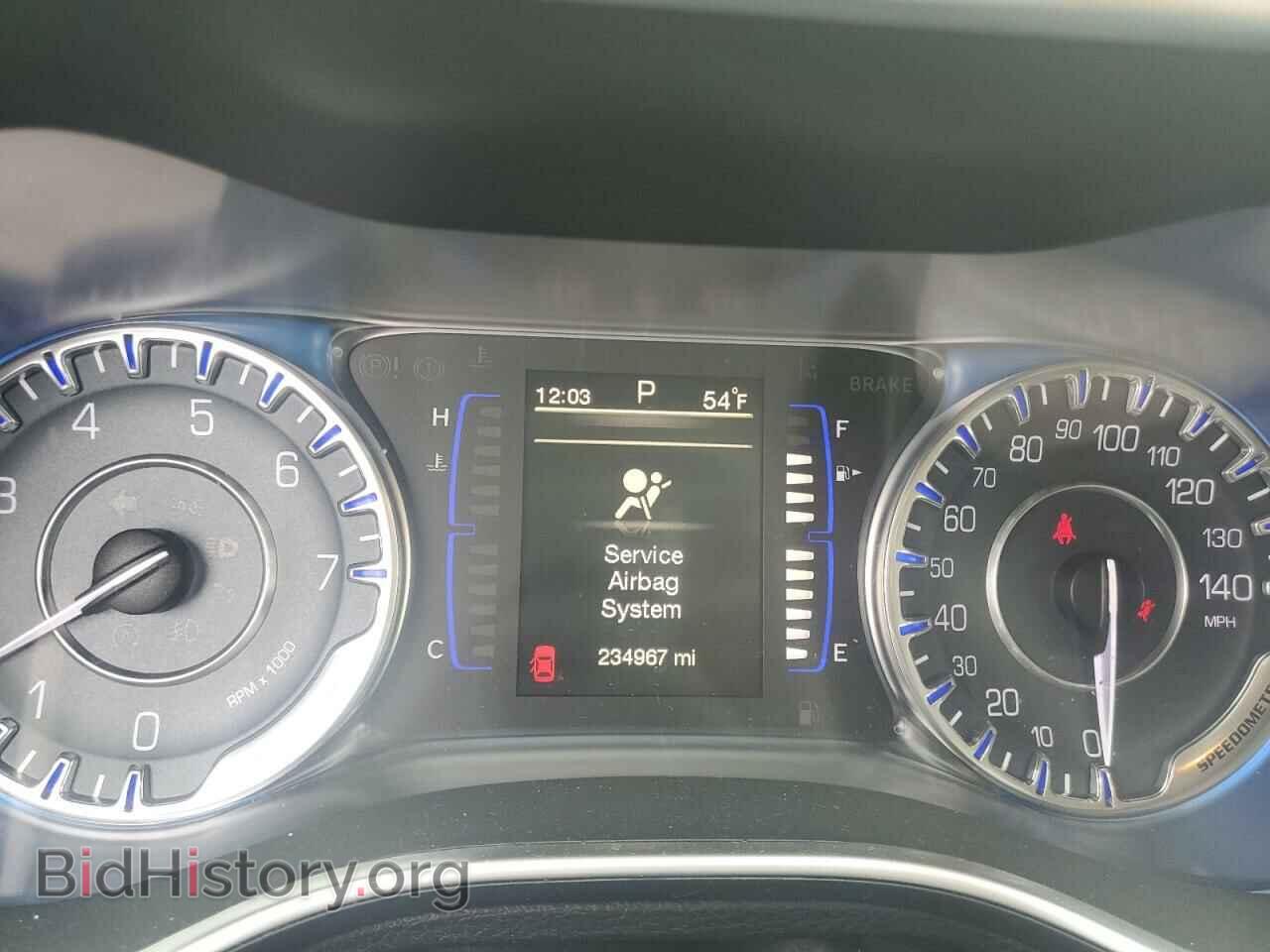 2015 CHRYSLER 200 - VIN: 1C3CCCAB0FN526277 - Фото 9