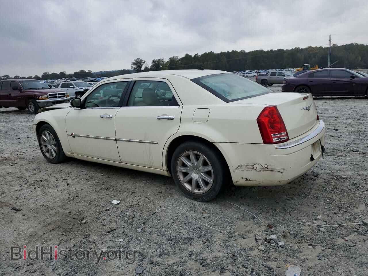 2008 CHRYSLER 300 - VIN: 2C3LA63H78H217233 - Фото 2