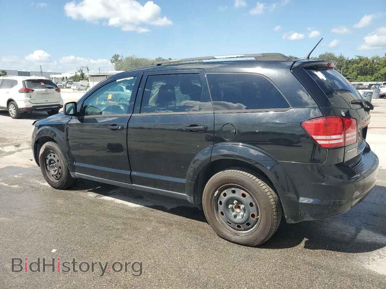 2018 DODGE JOURNEY - VIN: 3C4PDCAB0JT228038 - Фото 2