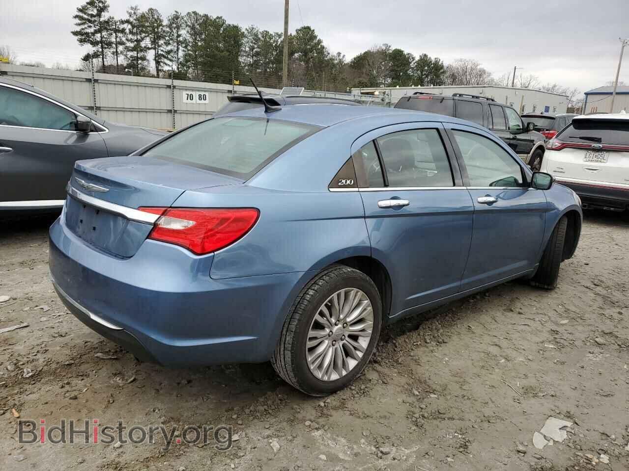2011 CHRYSLER 200 - VIN: 1C3BC2FG3BN581844 - Фото 3