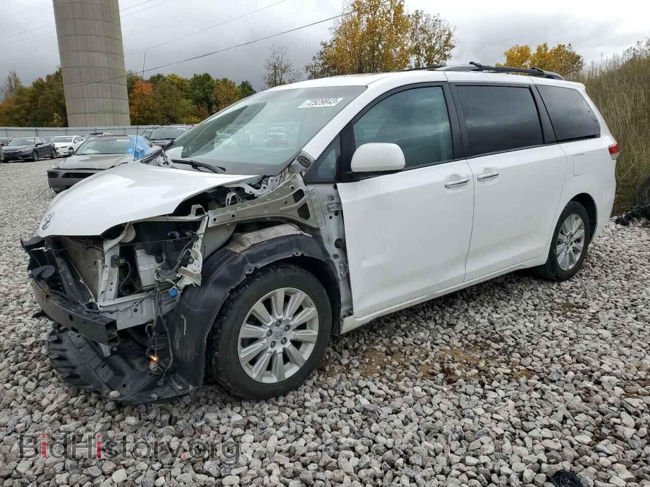 Photo 5TDDK3DC8DS068129 - TOYOTA All Models 2013