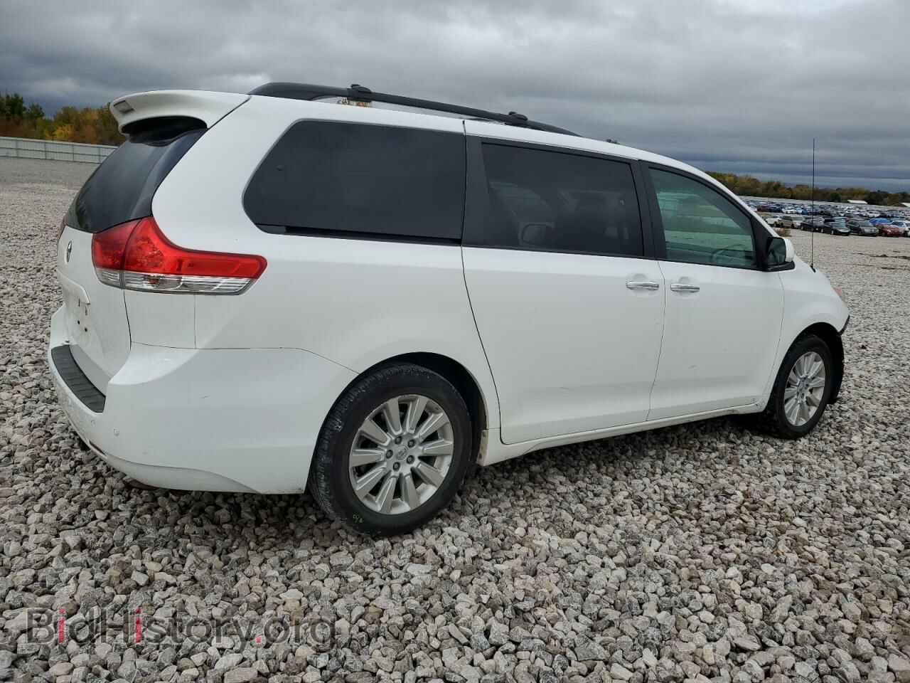 2013 TOYOTA All Models - VIN: 5TDDK3DC8DS068129 - Фото 3