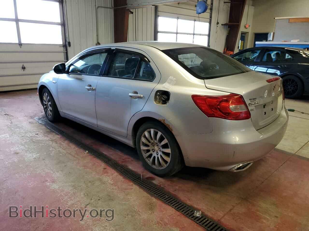 2010 SUZUKI KIZASHI - VIN: JS2RF9A38A6101018 - Photo 2