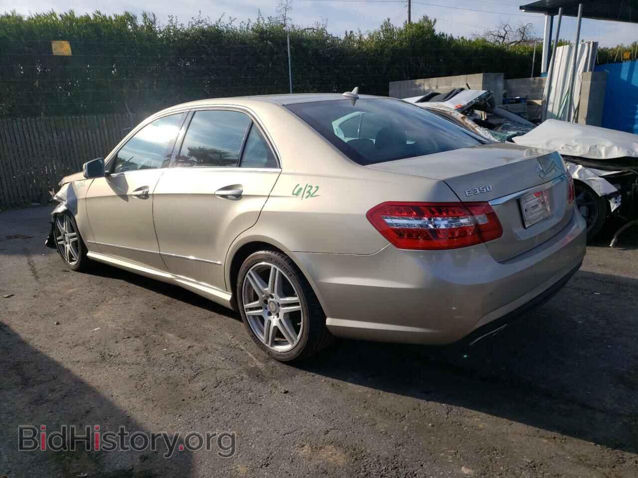 2010 MERCEDES-BENZ E-CLASS - VIN: WDDHF5GB5AA149348 - Фото 2