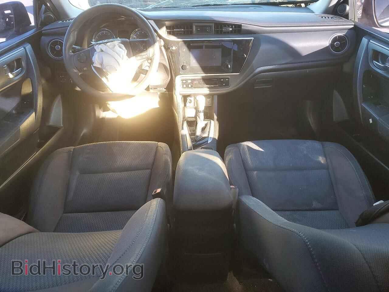 2018 TOYOTA COROLLA - VIN: 5YFBURHEXJP773244 - Фото 8