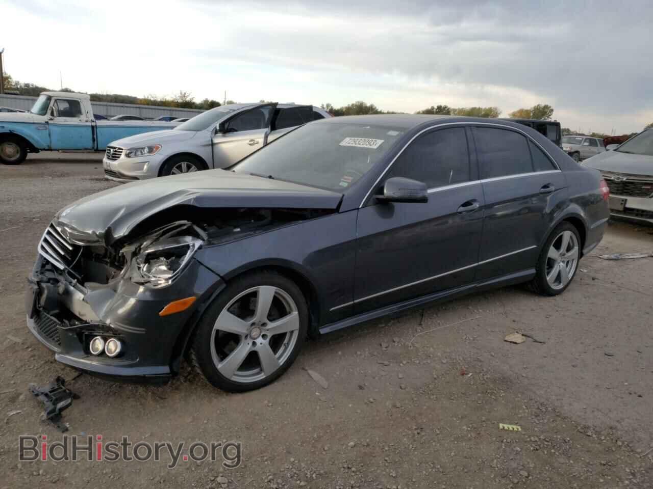 Photo WDDHF8HB2AA252663 - MERCEDES-BENZ E-CLASS 2010