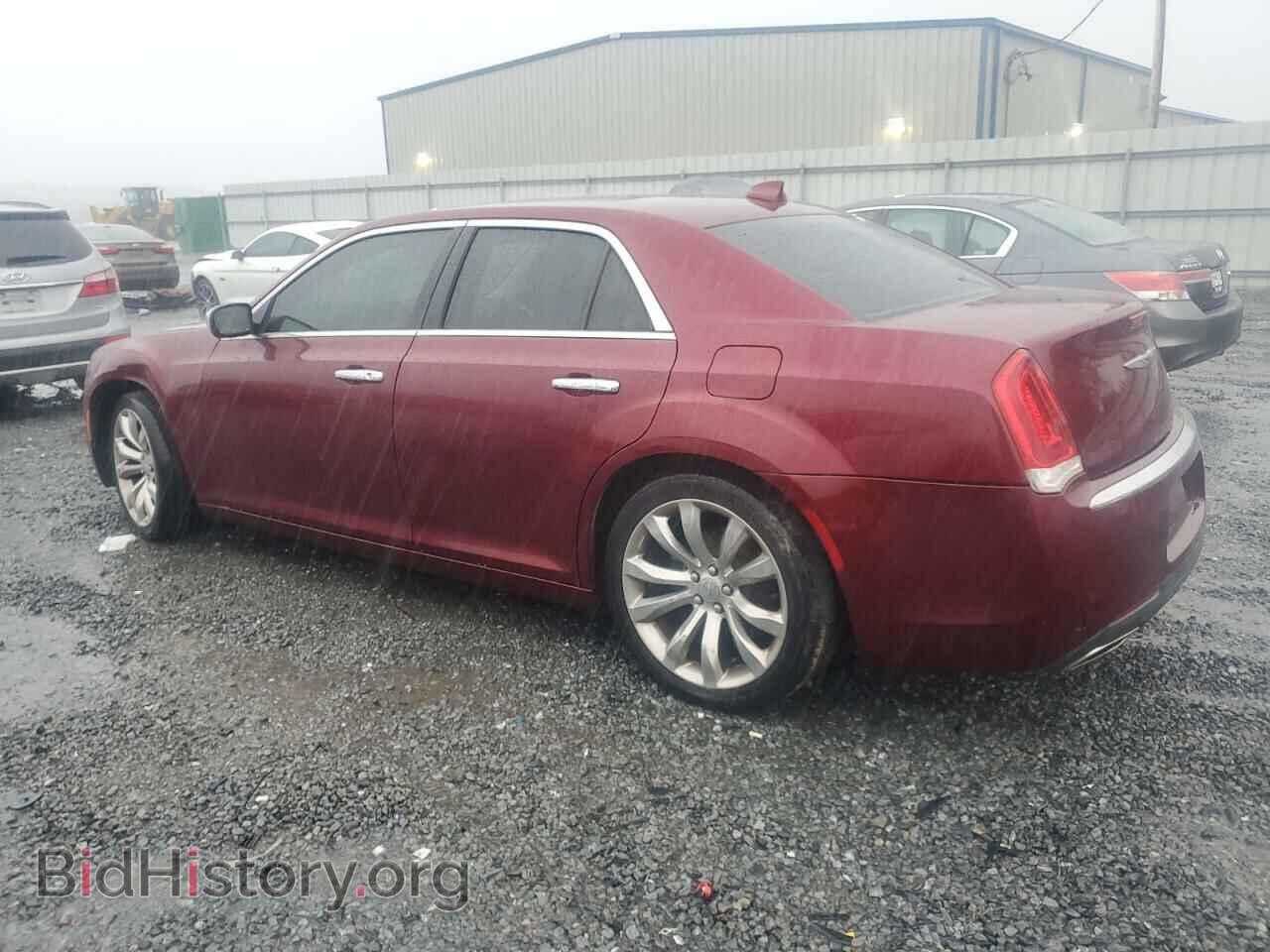 2019 CHRYSLER 300 - VIN: 2C3CCAEG0KH609625 - Фото 2
