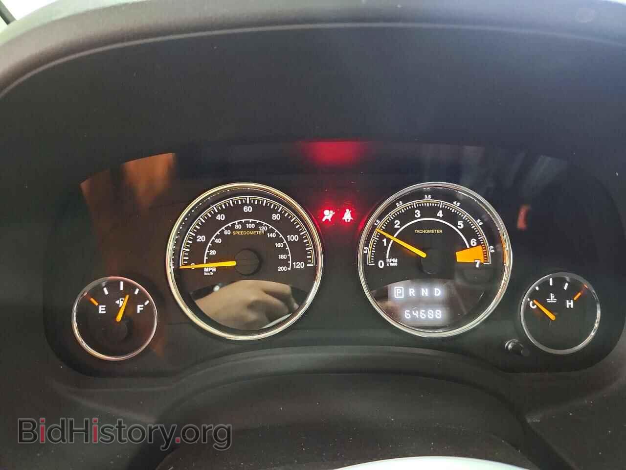 2016 Jeep COMPASS (VIN 1C4NJDEB5GD757807) — фото 9 из 14