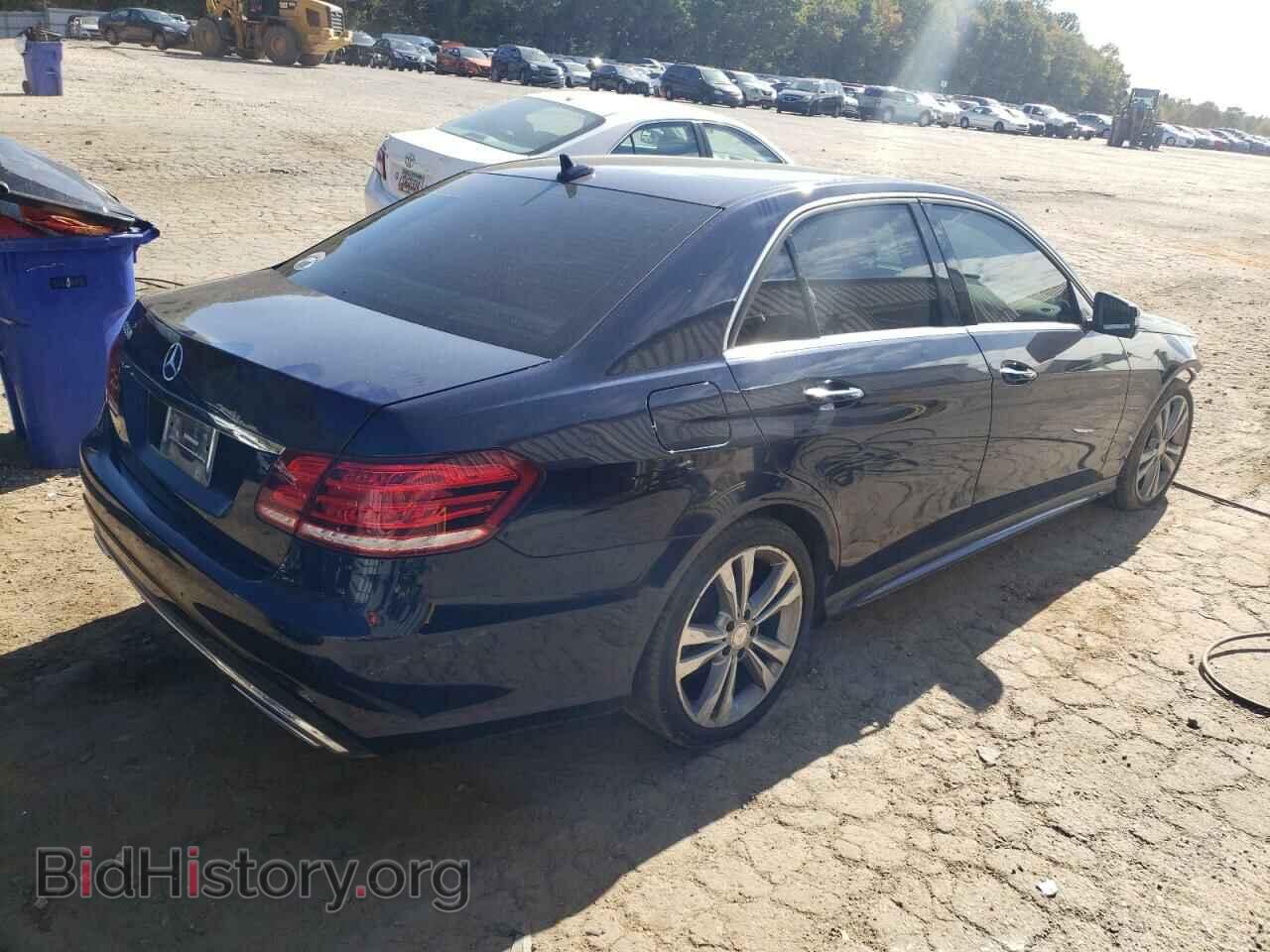2014 MERCEDES-BENZ E-CLASS - VIN: WDDHF5KB7EA827918 - Фото 3