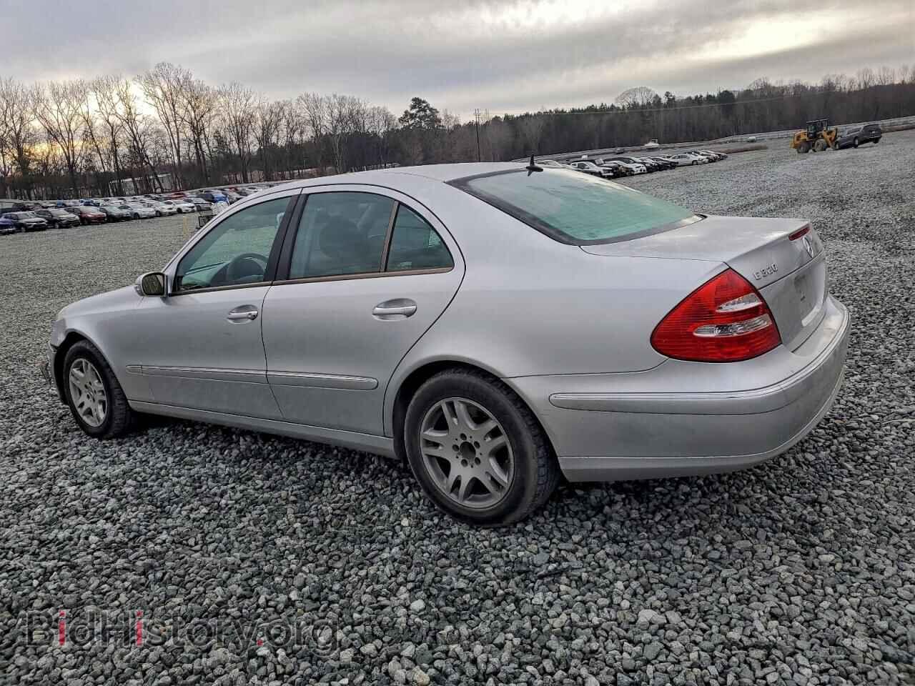 2005 MERCEDES-BENZ E-CLASS - VIN: WDBUF65J75A728550 - Фото 2