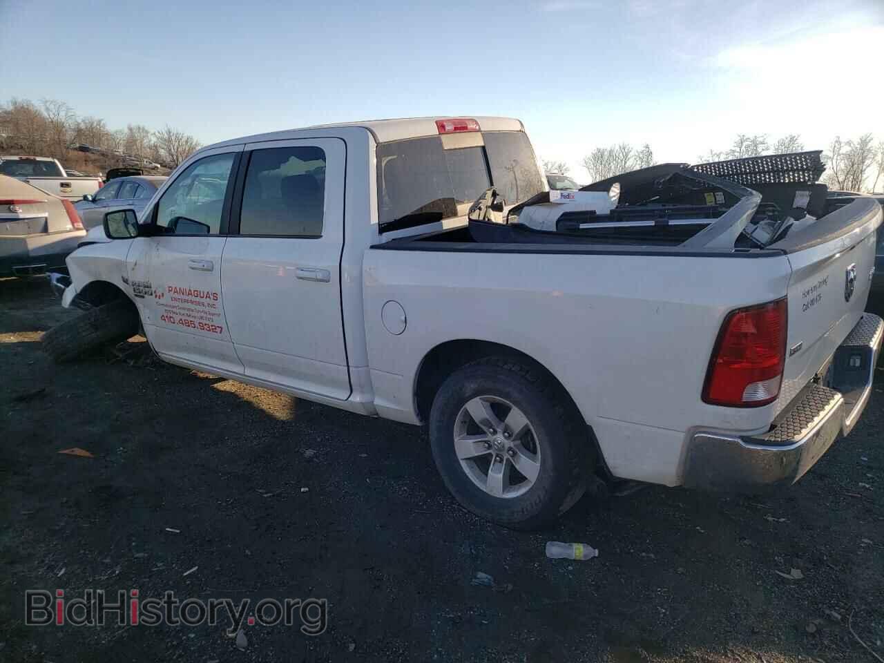 2019 RAM 1500 - VIN: 3C6RR7LT2KG686821 - Фото 2