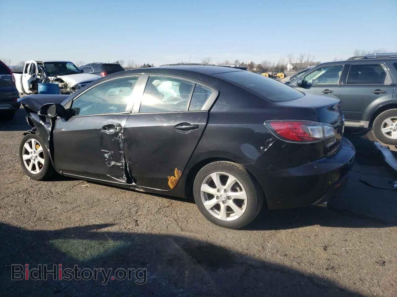 2011 MAZDA 3 - VIN: JM1BL1VG8B1476151 - Фото 2