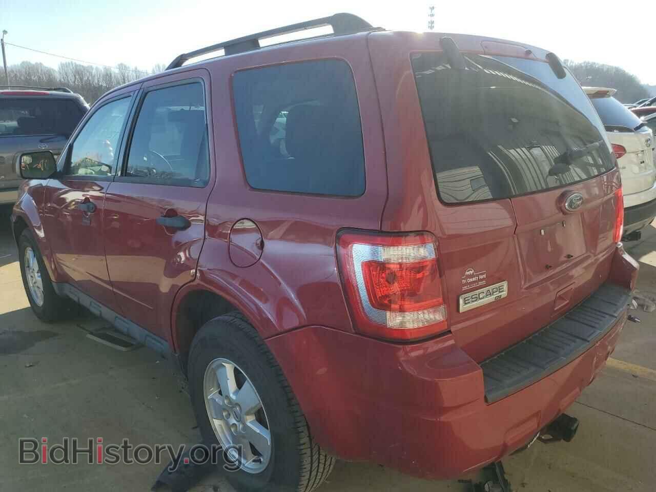 2011 FORD ESCAPE - VIN: 1FMCU0D79BKB78095 - Фото 2