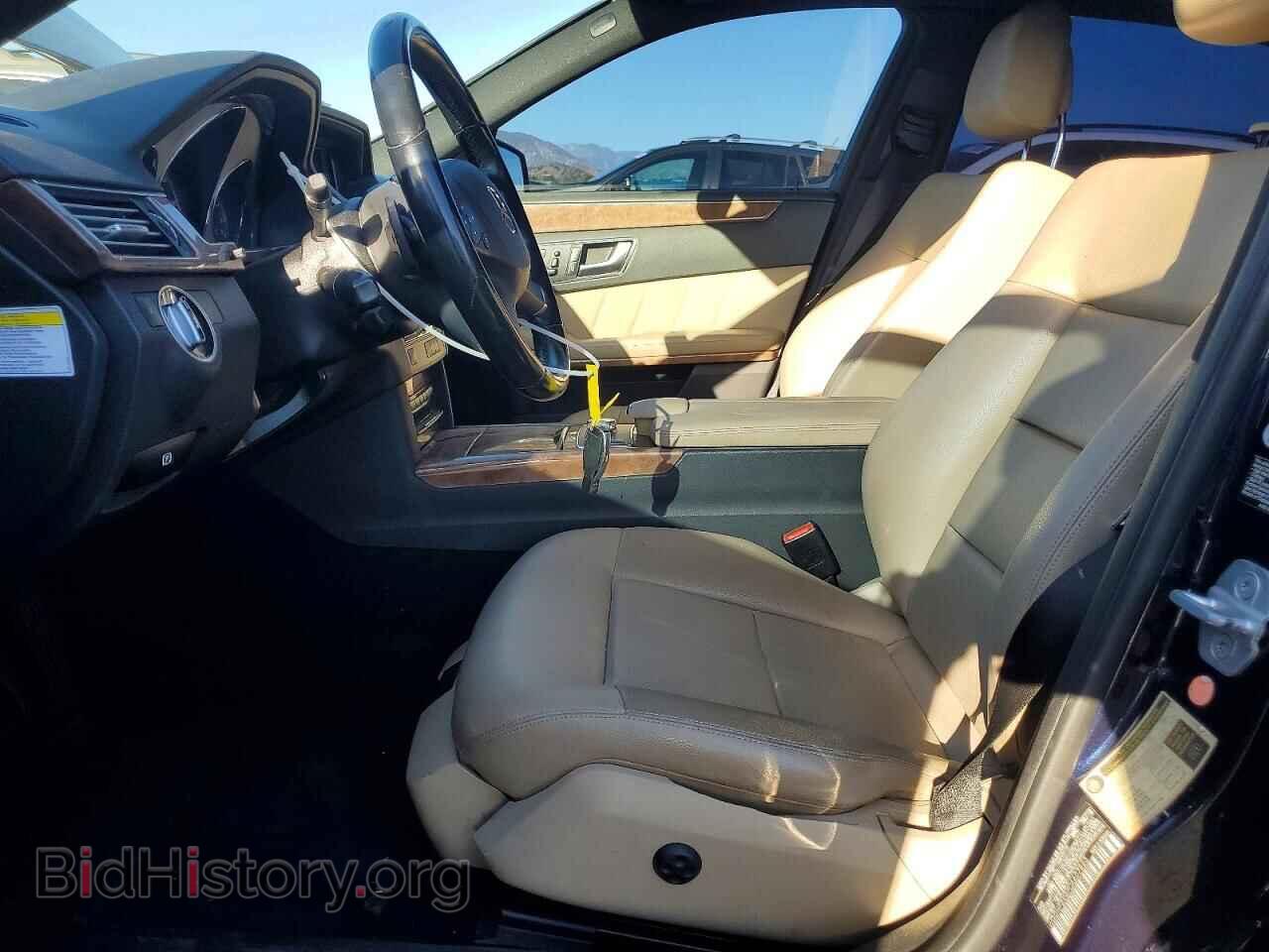 2012 Mercedes-Benz E-CLASS (VIN WDDHF5KB7CA607823) — фото 7 из 15