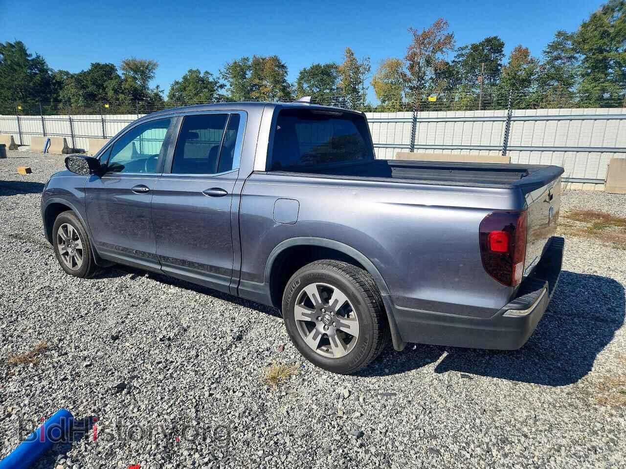 2017 HONDA RIDGELINE - VIN: 5FPYK2F67HB005933 - Photo 2
