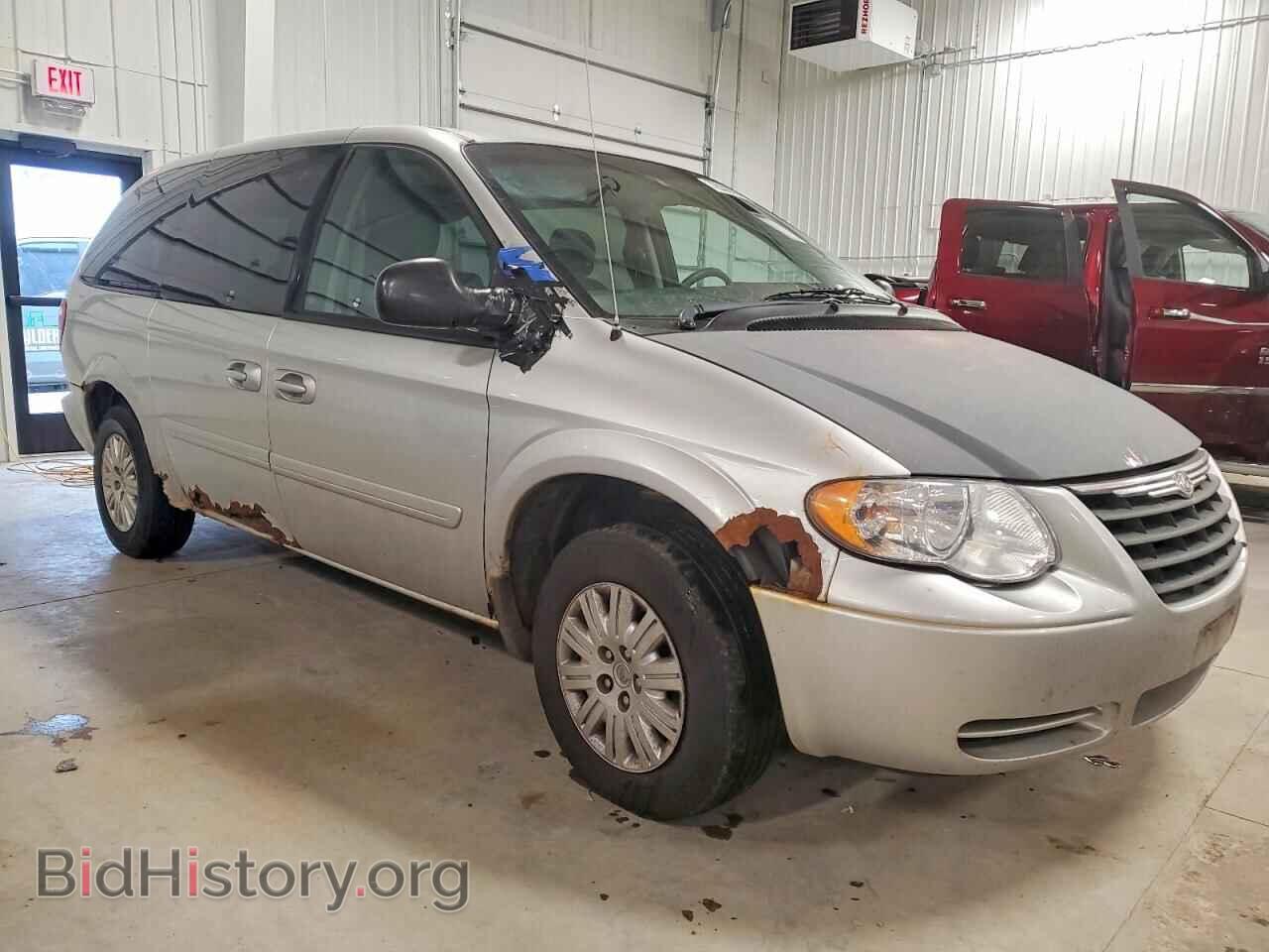 2005 CHRYSLER MINIVAN - VIN: 2C4GP44R95R545525 - Фото 4