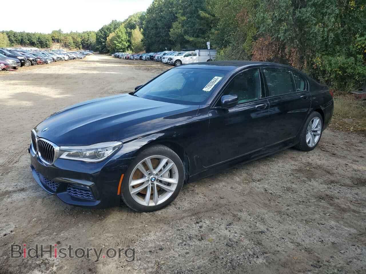 Photo WBA7F2C54HG421400 - BMW 7 SERIES 2017