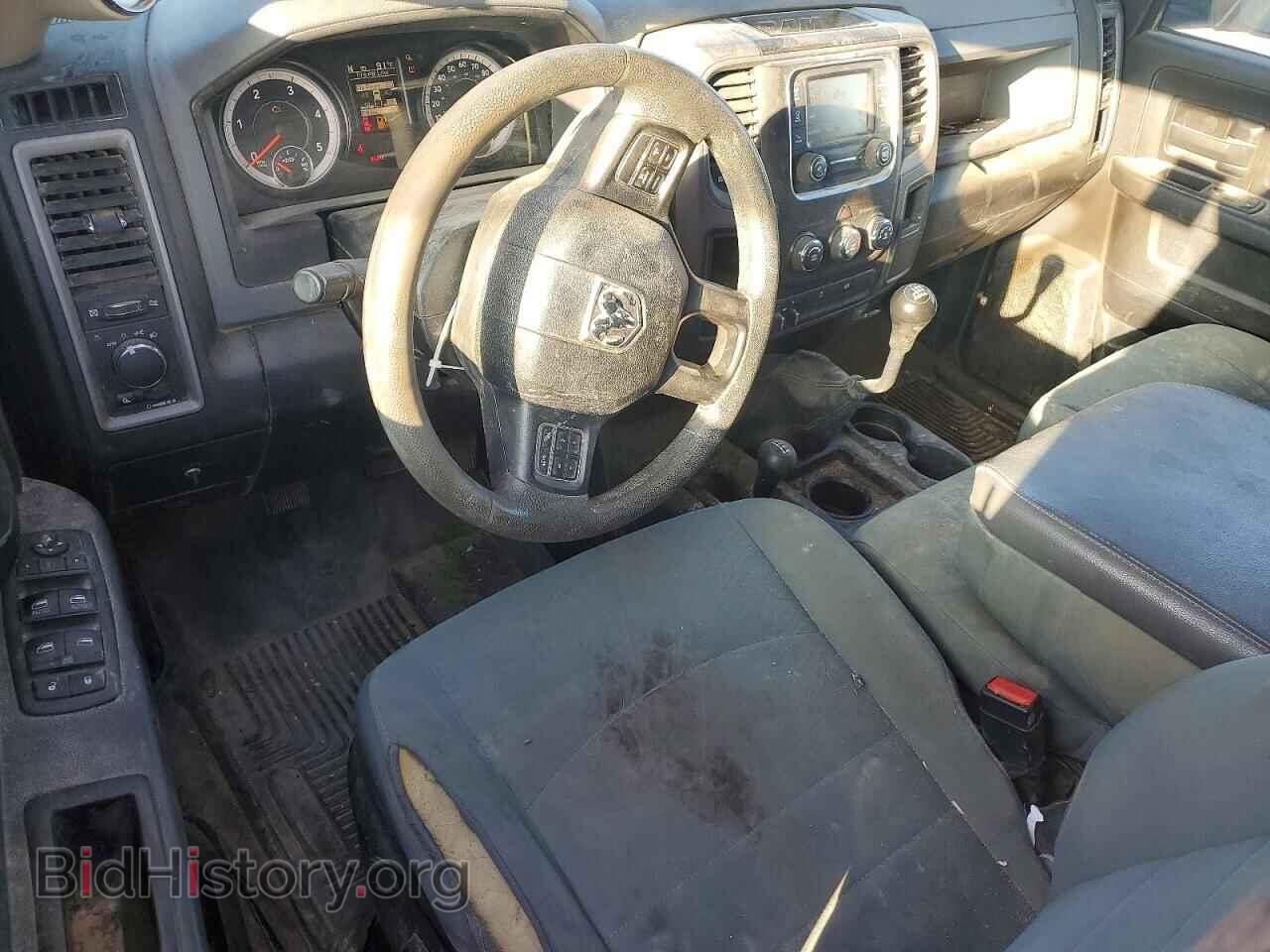 2018 RAM All Models - VIN: 3C6UR5HL0JG261183 - Photo 8