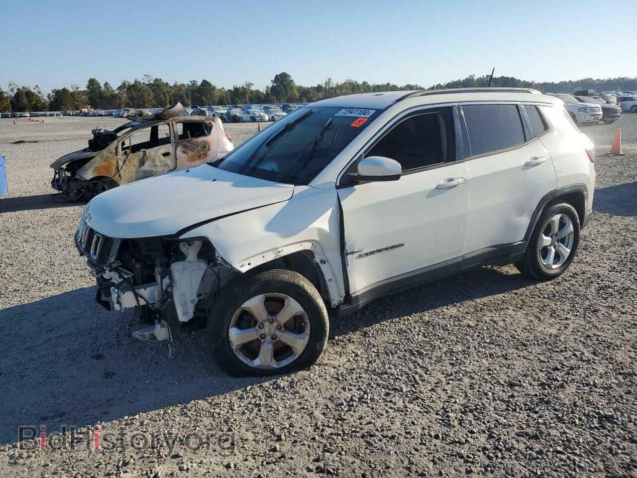 Photo 3C4NJCBB5HT668586 - JEEP COMPASS 2017
