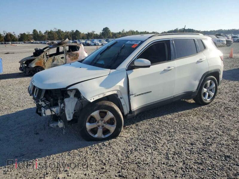 2017 Jeep COMPASS Latitude (VIN 3C4NJCBB5HT668586) — photo 1 of 13, Copart, damage: front end