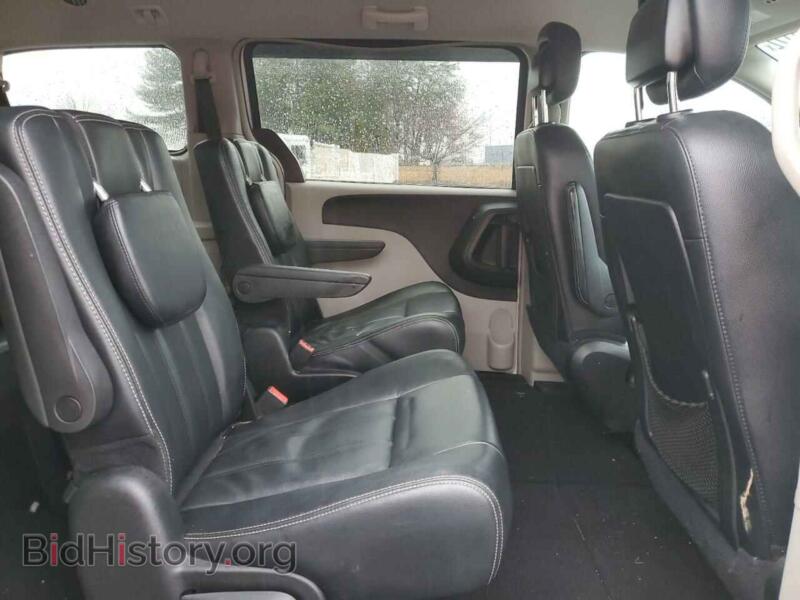 2015 Chrysler MINIVAN (VIN 2C4RC1BG8FR696393) — photo 11 of 14