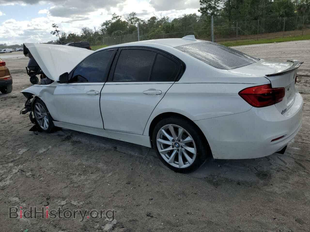 2018 BMW 3 SERIES - VIN: WBA8E1G5XJNU90668 - Фото 2