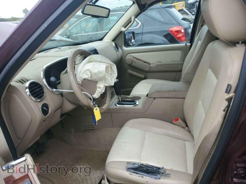 2007 Ford EXPLORER (VIN 1FMEU74827UB84035) — photo 7 of 12