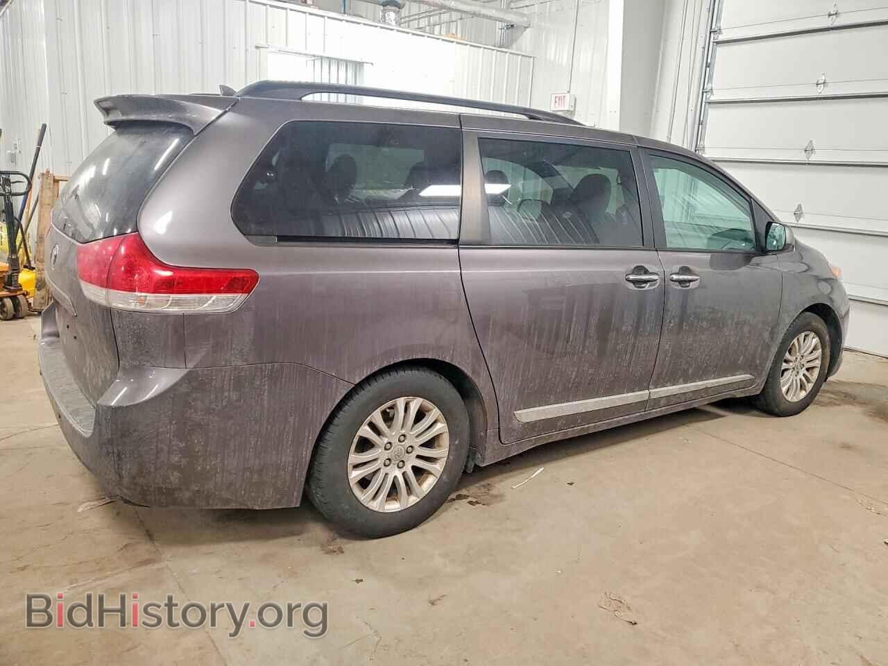 2011 TOYOTA All Models - VIN: 5TDYK3DC9BS087187 - Фото 3