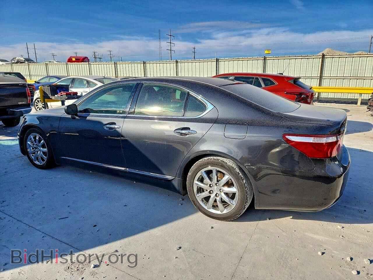 2009 LEXUS LS460 - VIN: JTHBL46F895090841 - Photo 2