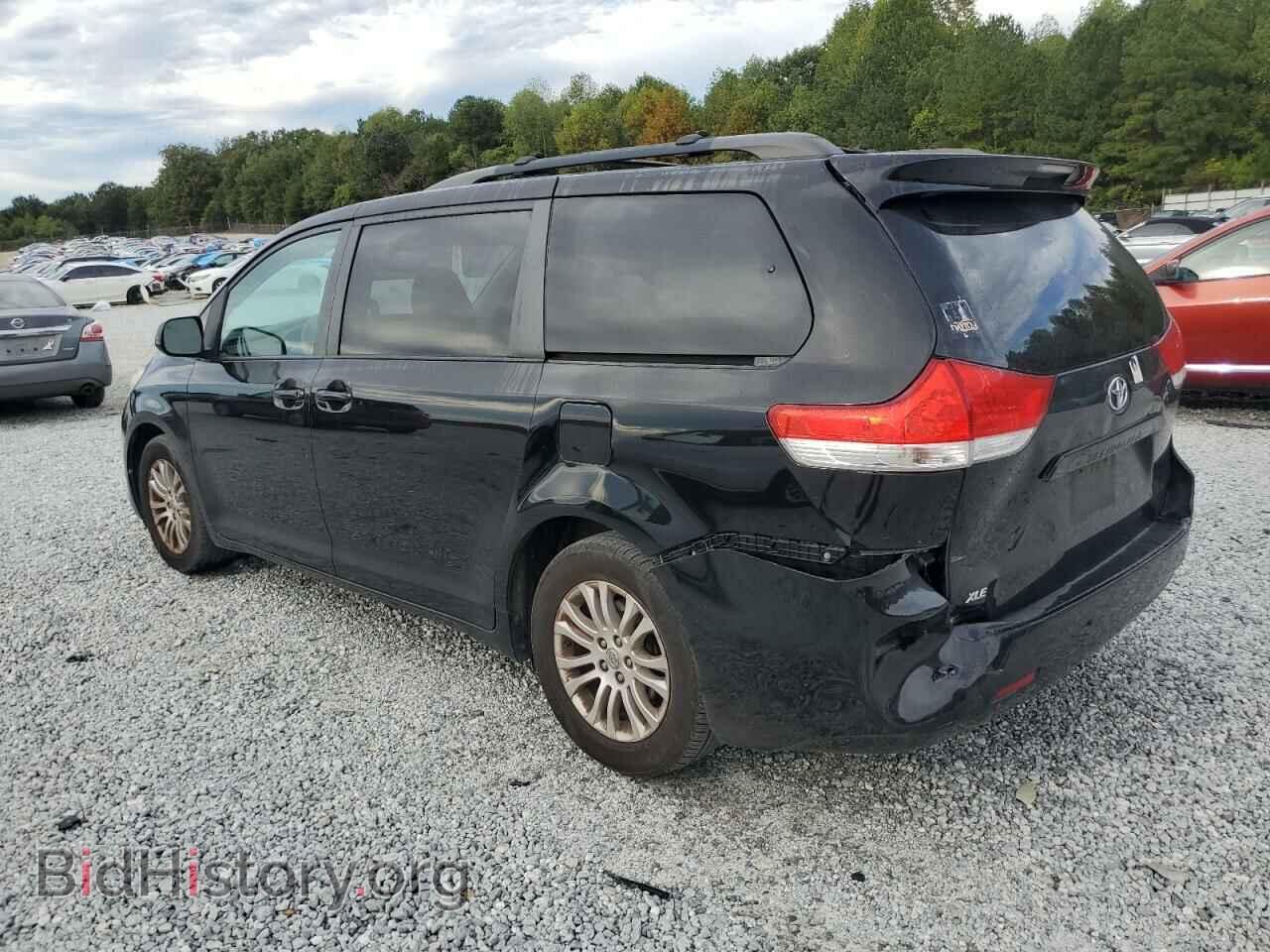 2011 TOYOTA All Models - VIN: 5TDYK3DC9BS174250 - Фото 2