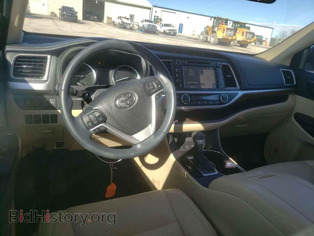 2018 TOYOTA HIGHLANDER - VIN: 5TDDGRFH2JS049780 - Фото 8