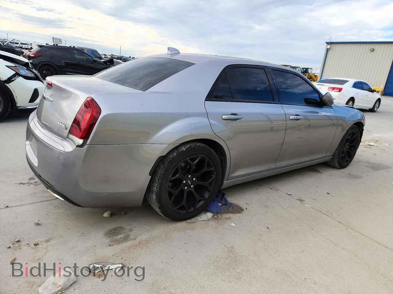 2015 CHRYSLER 300 - VIN: 2C3CCABG2FH767104 - Фото 3