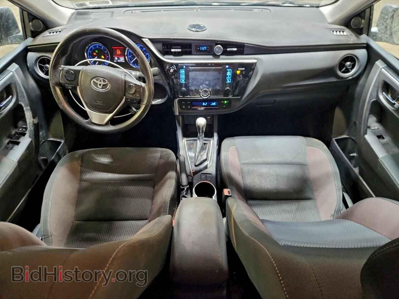 2017 TOYOTA COROLLA - VIN: 2T1BURHE5HC943018 - Фото 8