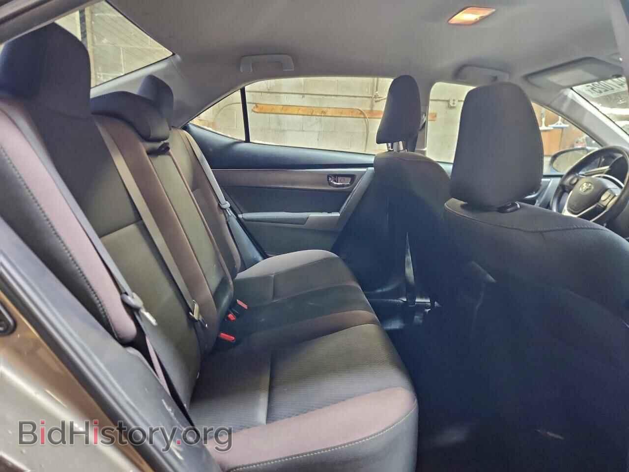 2017 TOYOTA COROLLA - VIN: 2T1BURHE5HC943018 - Фото 10