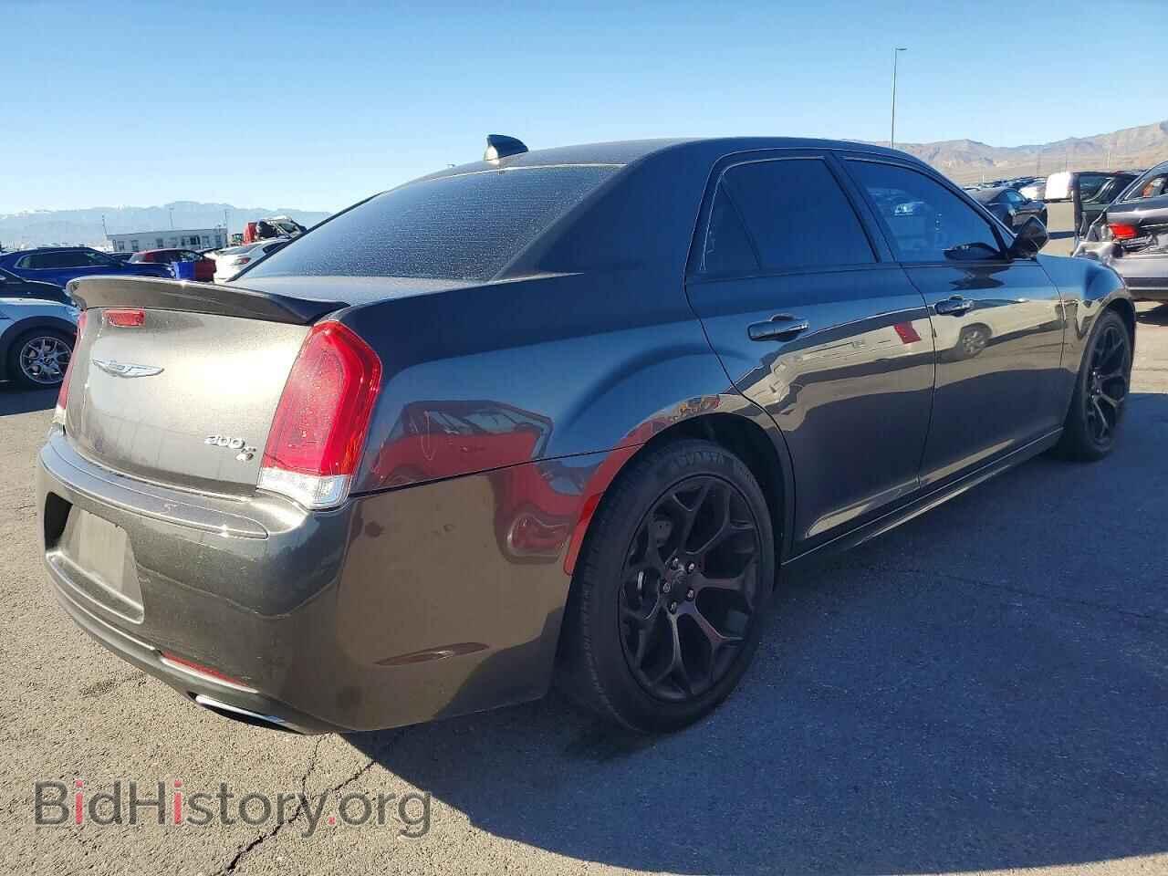2018 CHRYSLER 300 - VIN: 2C3CCABTXJH120441 - Фото 3