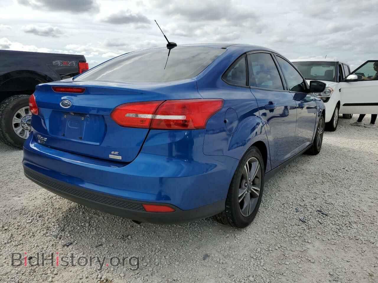 2018 FORD FOCUS - VIN: 1FADP3FE8JL308458 - Фото 3