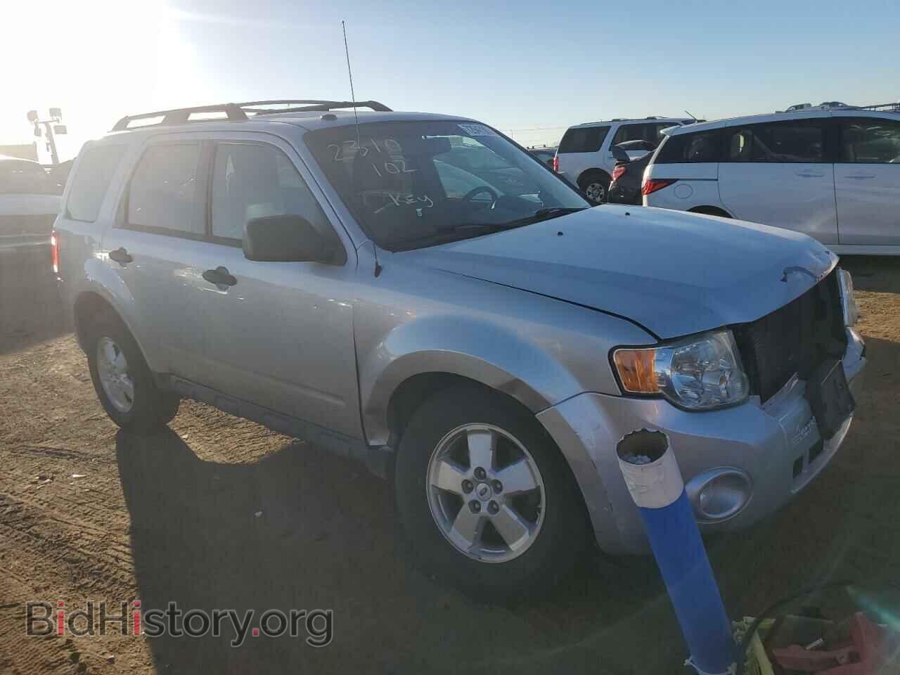 2011 FORD ESCAPE - VIN: 1FMCU9DG1BKA39258 - Фото 4