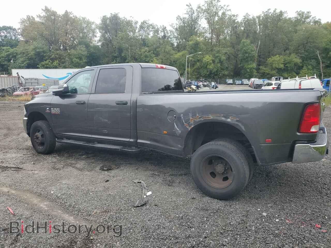 2018 RAM All Models - VIN: 3C63RRGL3JG143861 - Photo 2