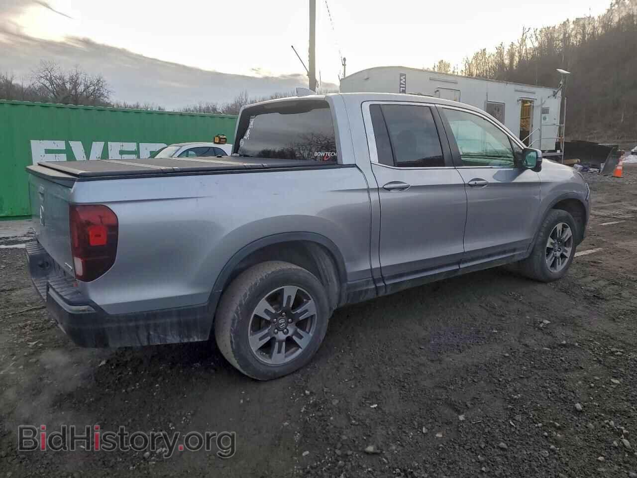 2017 HONDA RIDGELINE - VIN: 5FPYK3F61HB020322 - Фото 3