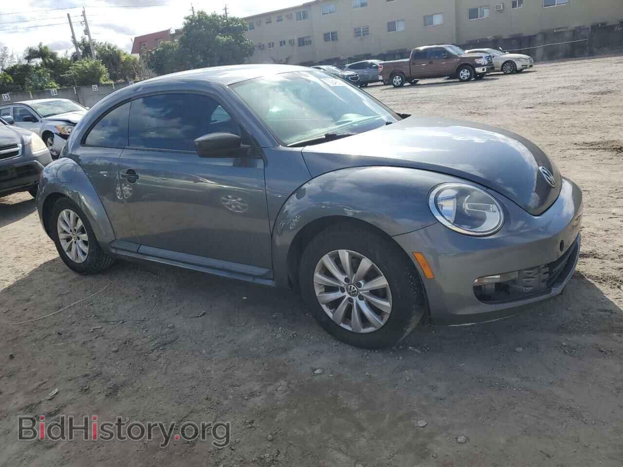 2013 VOLKSWAGEN BEETLE - VIN: 3VWFP7AT0DM645741 - Фото 4