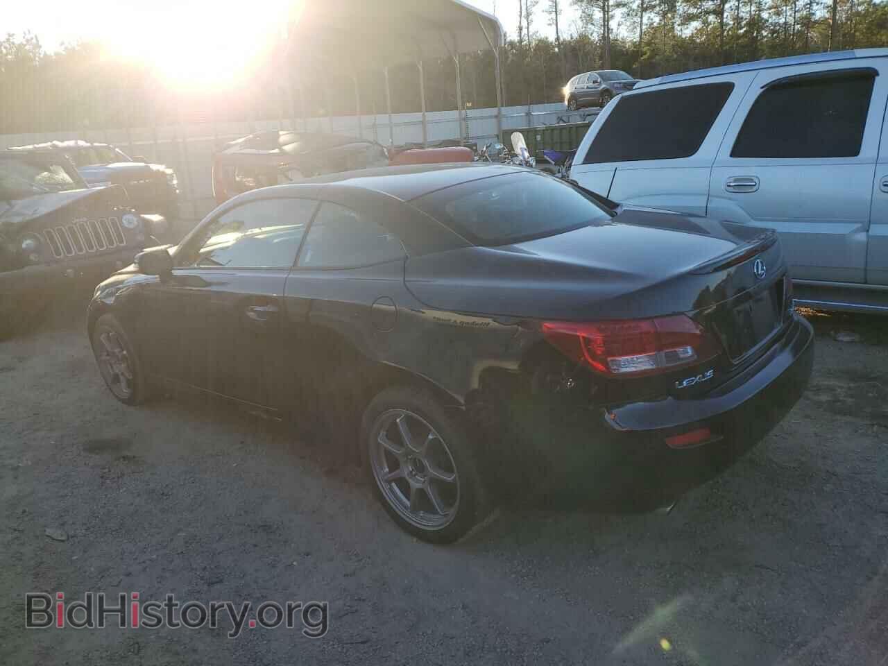 2010 LEXUS IS - VIN: JTHFE2C25A2503774 - Фото 2