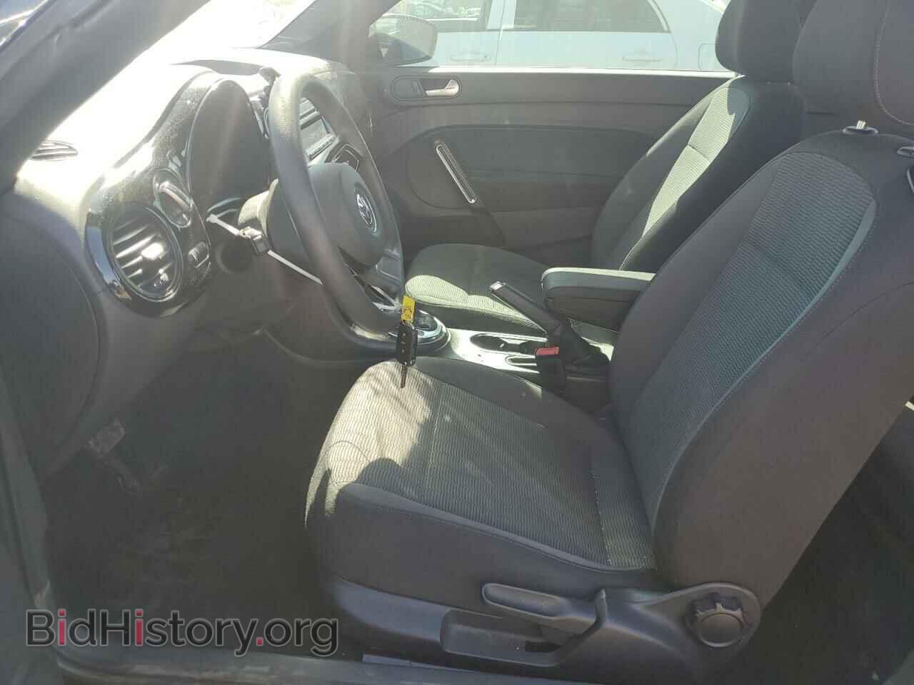 2014 VOLKSWAGEN BEETLE - VIN: 3VWF17AT1EM641832 - Фото 7