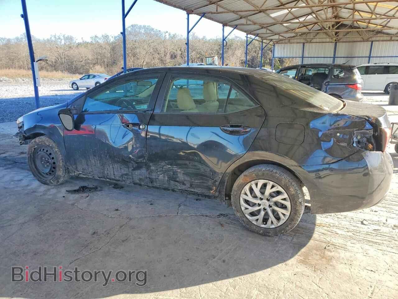 2018 TOYOTA COROLLA - VIN: 5YFBURHE8JP765028 - Фото 2