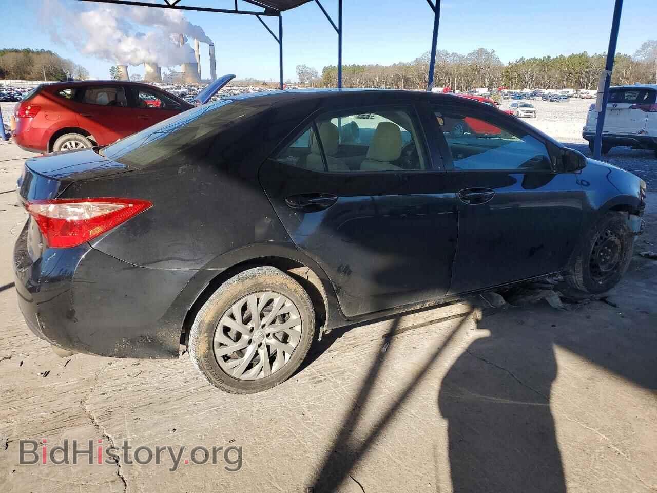 2018 TOYOTA COROLLA - VIN: 5YFBURHE8JP765028 - Фото 3