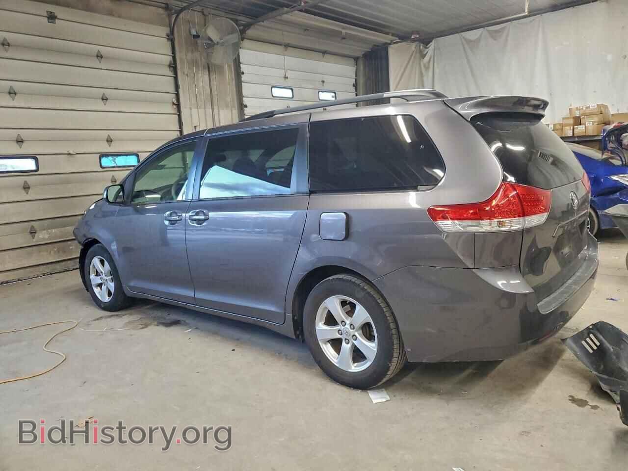 2011 TOYOTA All Models - VIN: 5TDKK3DC2BS092382 - Фото 2